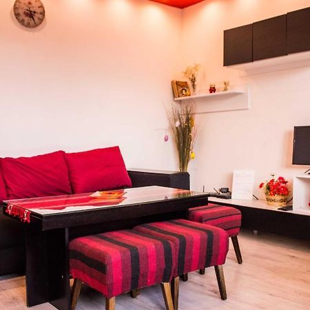 Red House Apartamento Veliko Tŭrnovo Exterior foto