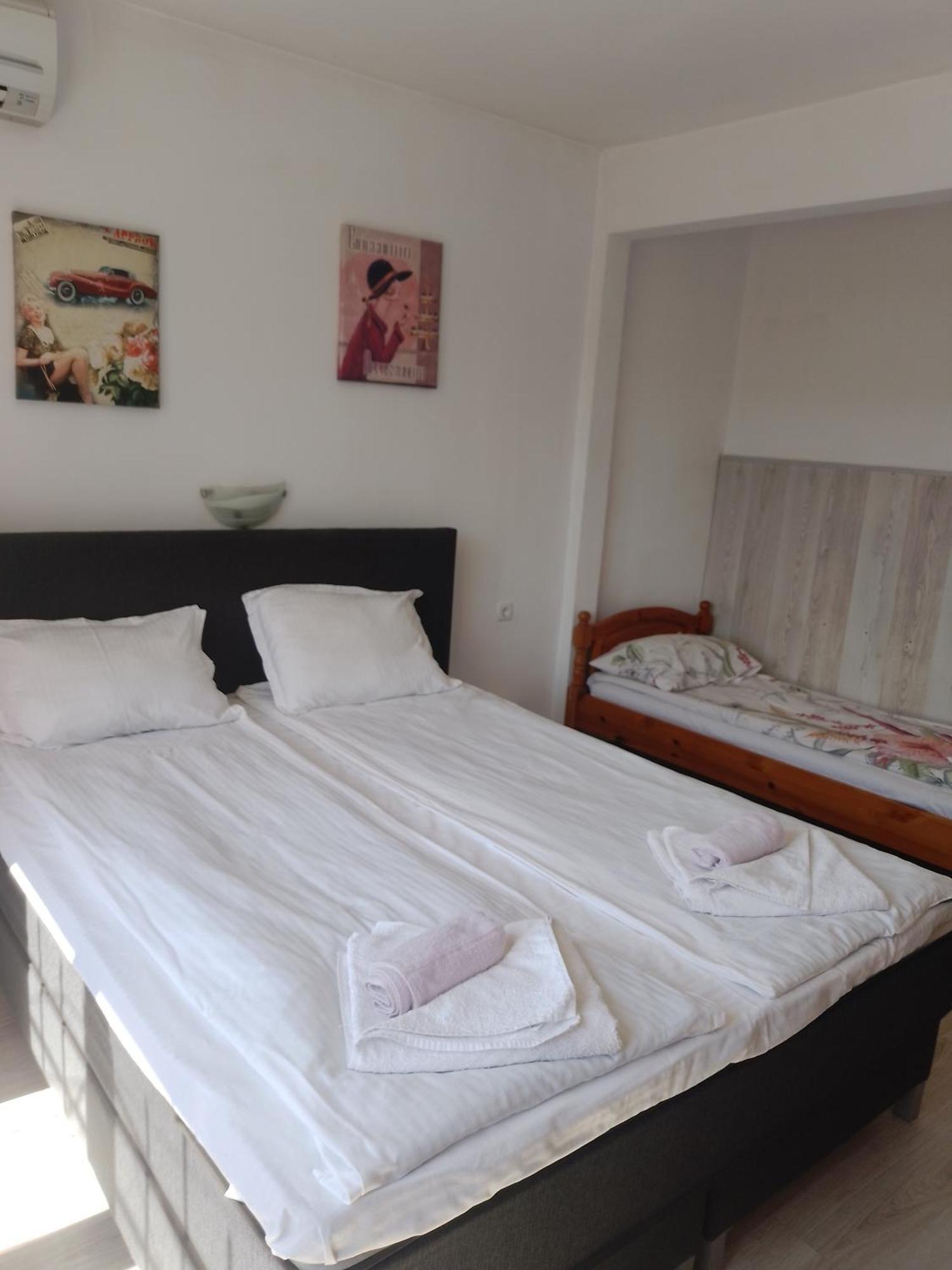 Red House Apartamento Veliko Tŭrnovo Exterior foto
