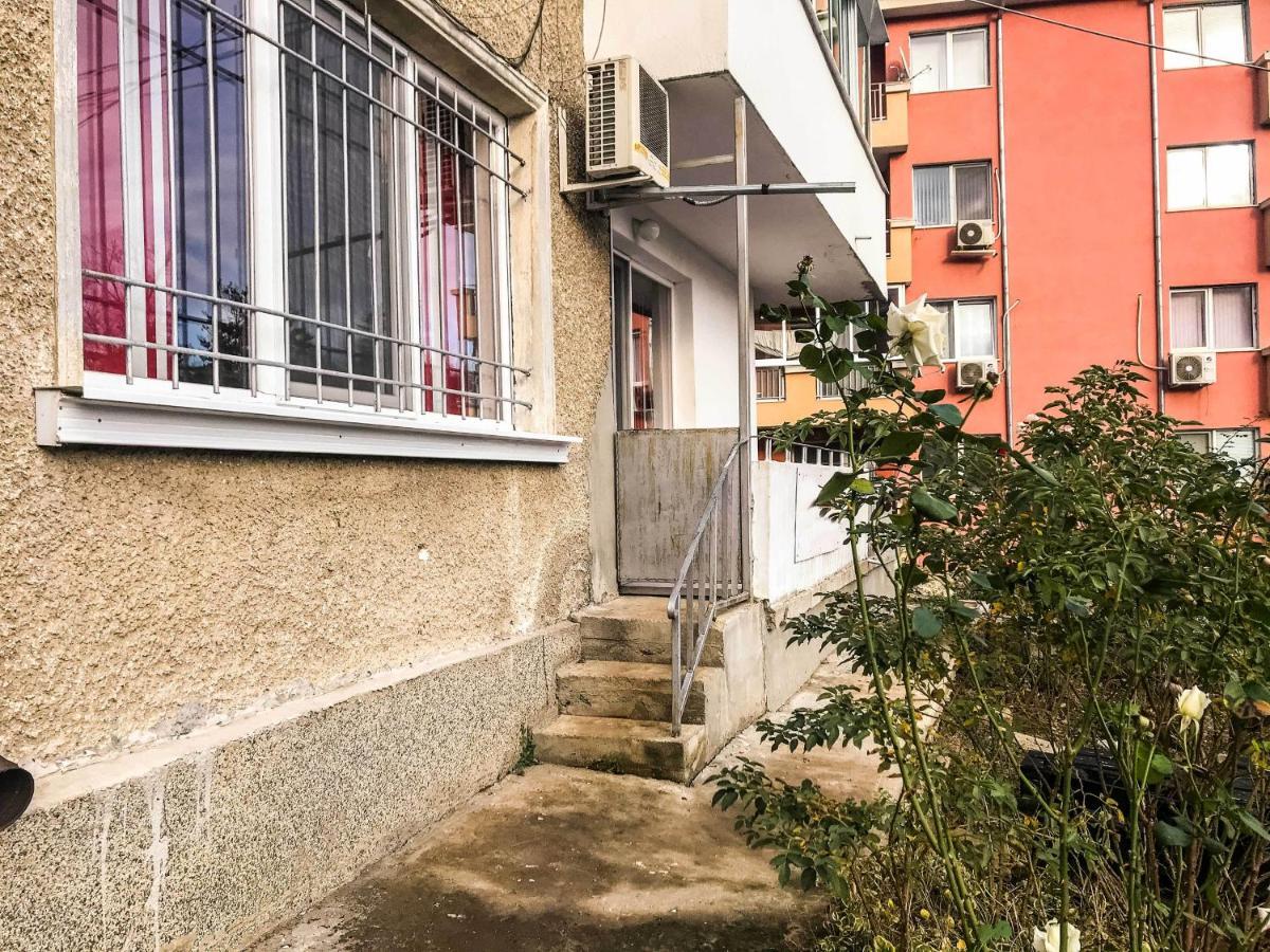 Red House Apartamento Veliko Tŭrnovo Exterior foto